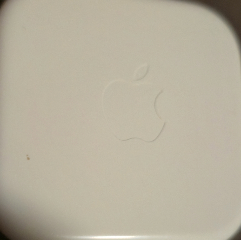 Apple Brand New 3.5mm Headphone Plug EarPods Wired Earbuds White With Case - Picture 5 of 5